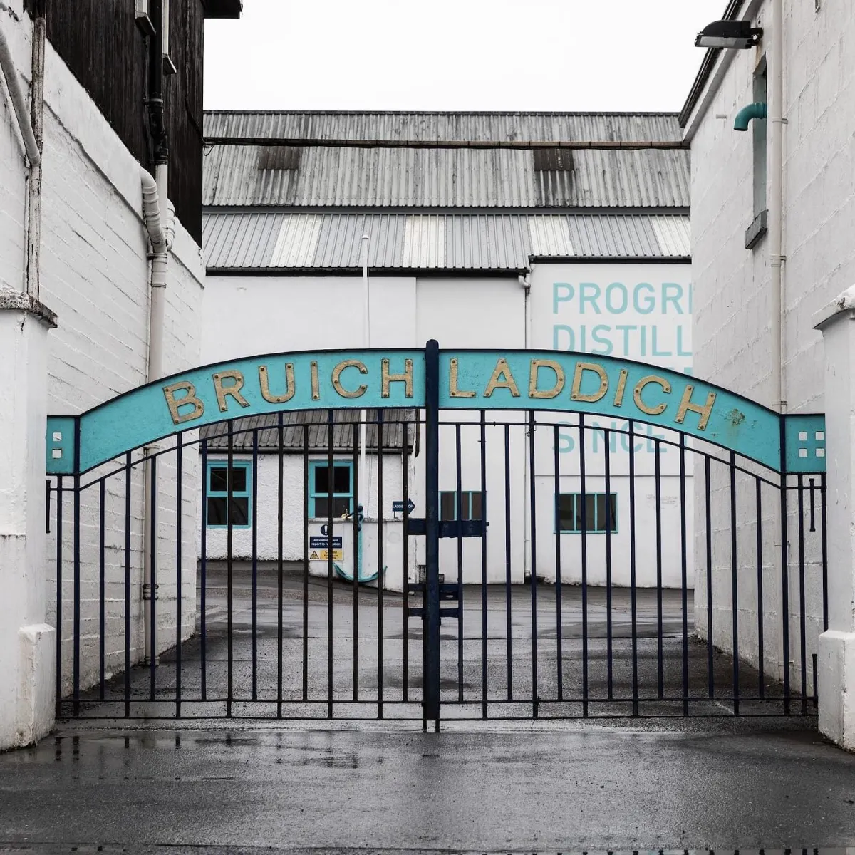 Bruichladdich-Distillery