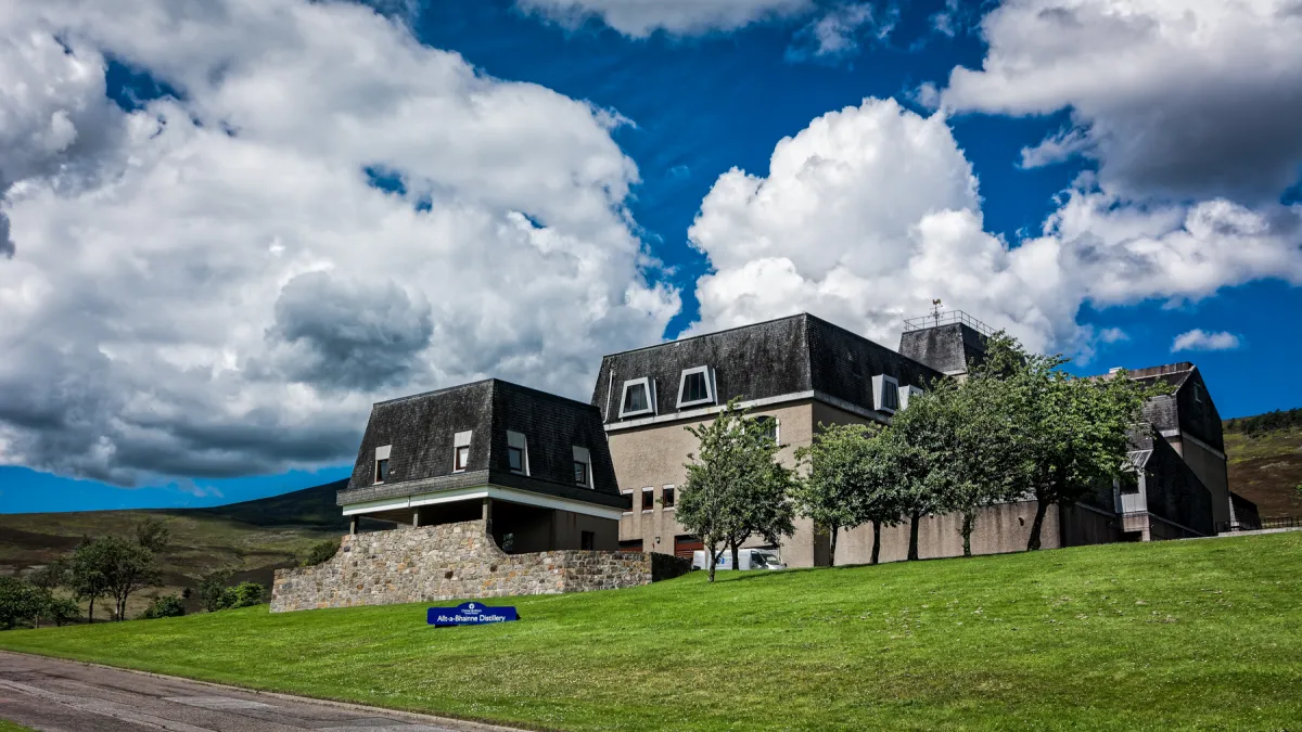 allt-a-bhainne-distillery