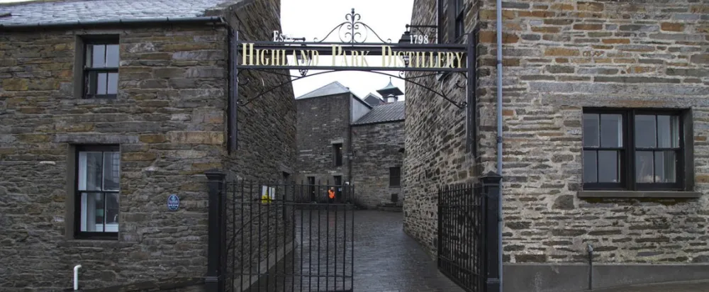 highland-park-distillery_