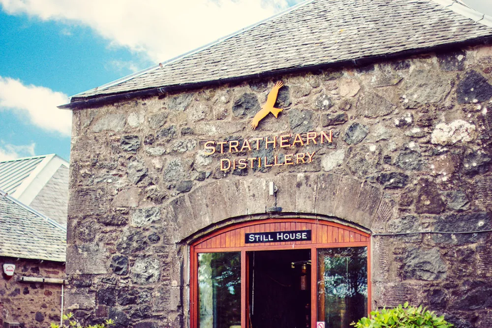 strathearn-distillery